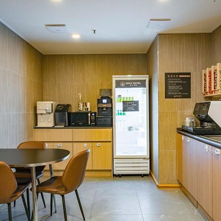 Rosy Hotel Чхонджу Екстер'єр фото