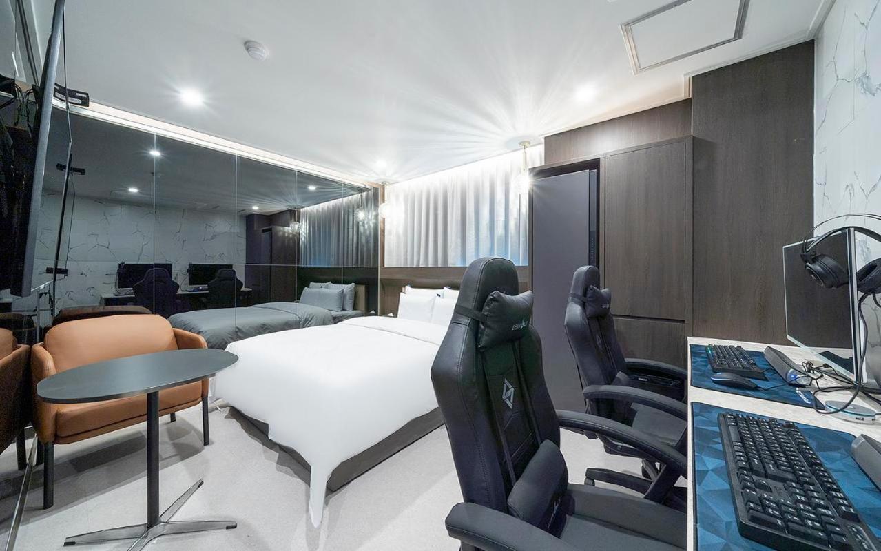Rosy Hotel Чхонджу Екстер'єр фото
